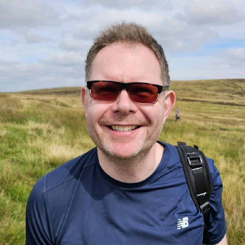 Garth Gilmour headshot